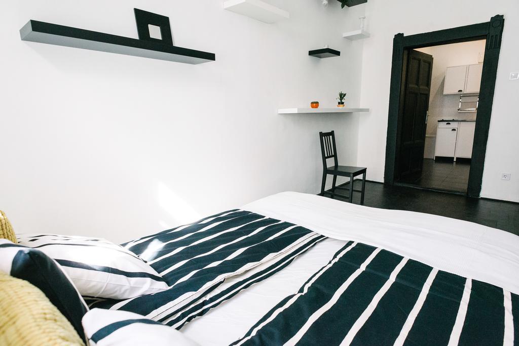 D.Five Stylish Apartment On Vaci Street ブダペスト エクステリア 写真