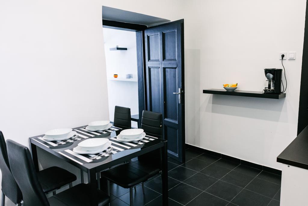 D.Five Stylish Apartment On Vaci Street ブダペスト エクステリア 写真