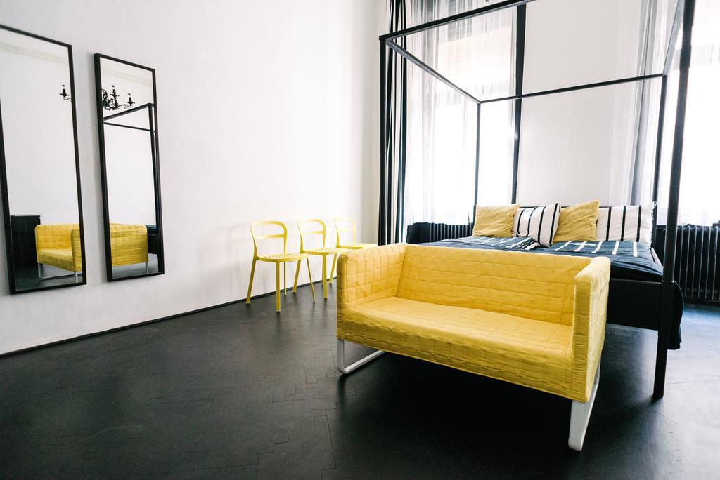 D.Five Stylish Apartment On Vaci Street ブダペスト エクステリア 写真