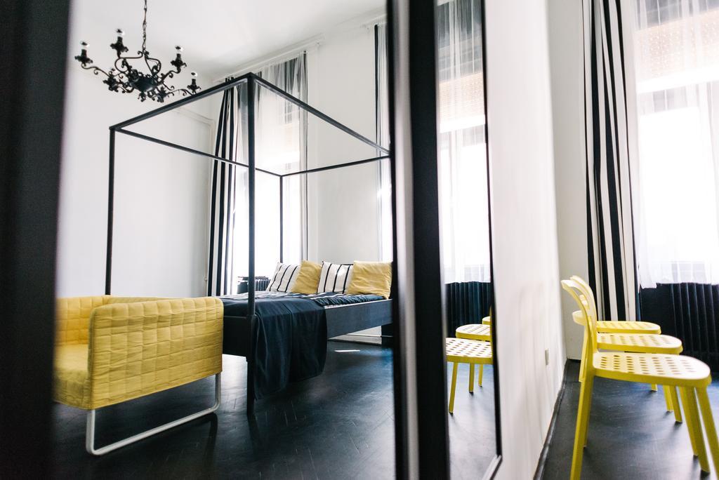 D.Five Stylish Apartment On Vaci Street ブダペスト エクステリア 写真